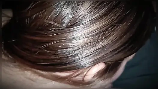 Gece kasabada yürüyüş ve üvey kız kardeşimin azgın gençiyle anal creampie yaptım