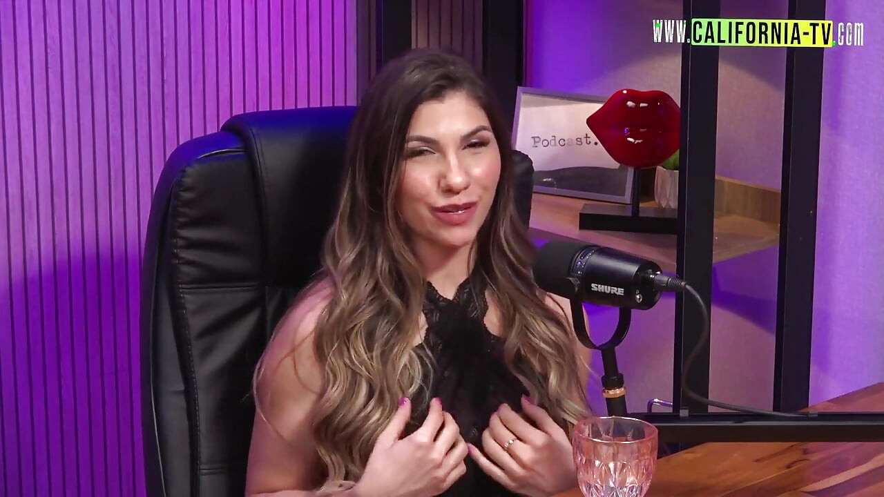 Podcast with Latina Hottie Alexia Dhein