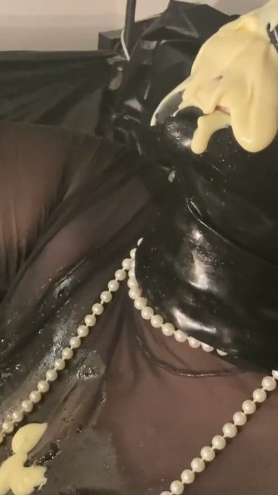 Messy Food Fetish Solo Orgy - เวอร์ชั่นสั้น | คลิป 1