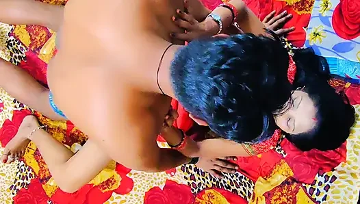 Yeni seksi ateşli evli kadın yatak odamda sert sikişiyor video Hintçe temiz ses xxx video Hintçe ses
