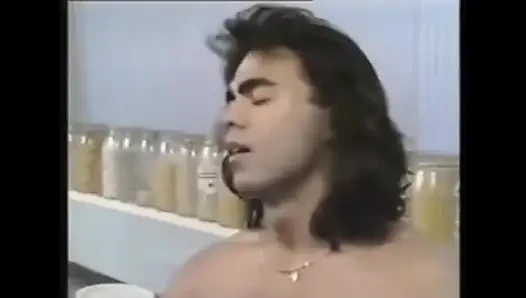 Aşırı sürtüklerle brunch!