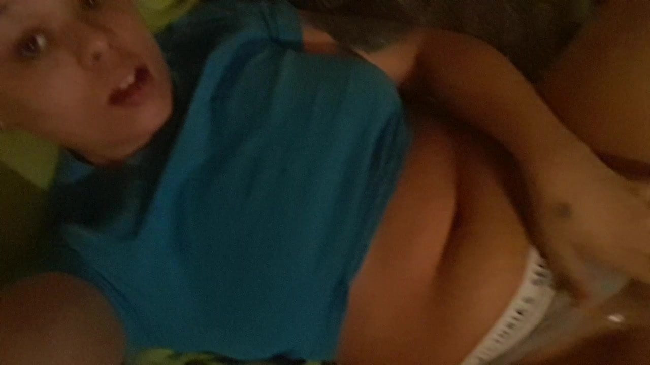 Slutty hoe playin with her wet pussy