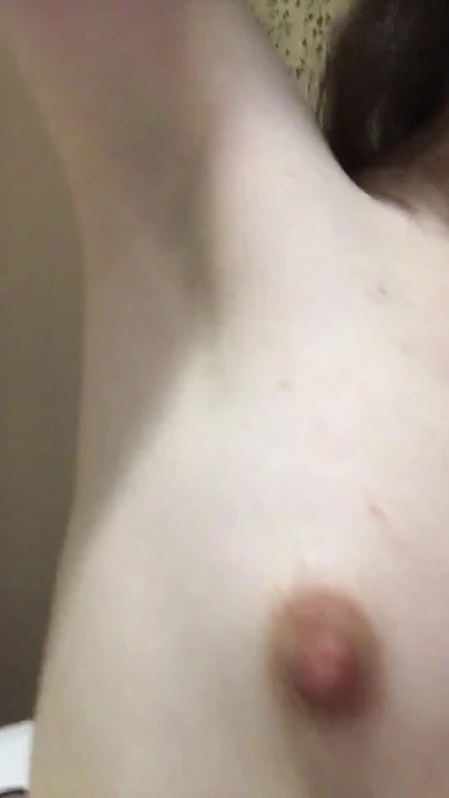 必须分享的时刻来自“俄罗斯女主人使腋窝舔，女性统治与侮辱，粗暴待遇”