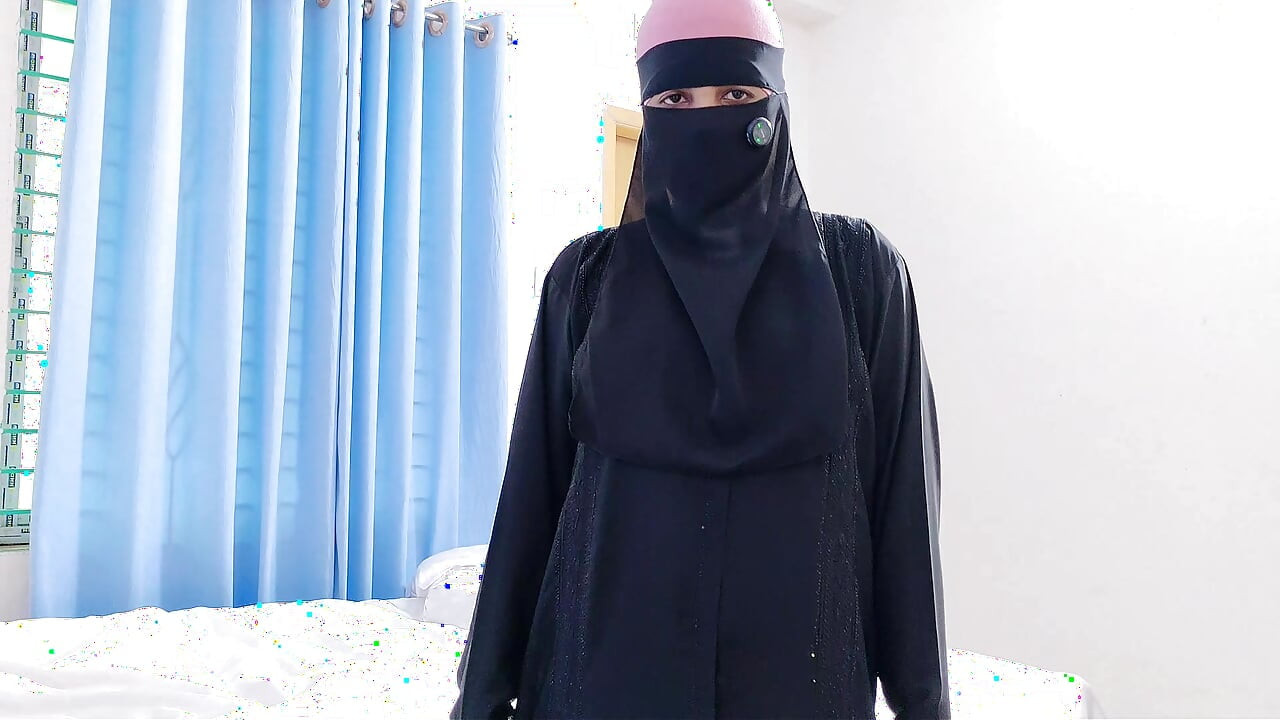 Bhaartiy muslim hijaabi veshya ki bare land vaale aadmi dvara chudaee xxx