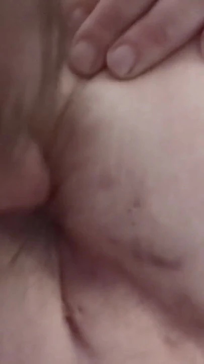 Érzelmes pillanat a "Fucking Miss Nova BBW" című dalból