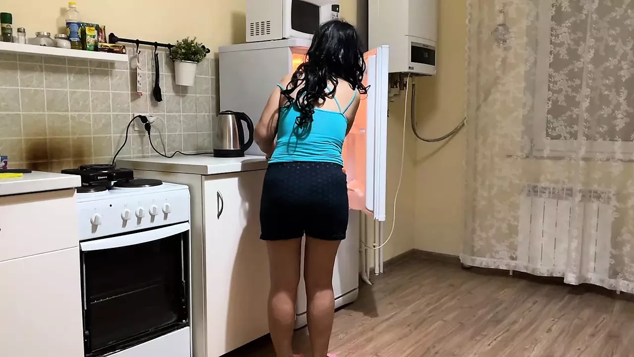 A legjobb lyuk egy érett milf seggében anális szexhez