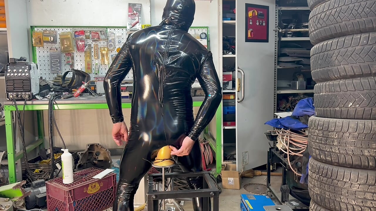 Garage Gimp Fucking machine Bam Dildo + 7.6 cm 40cm Long monster