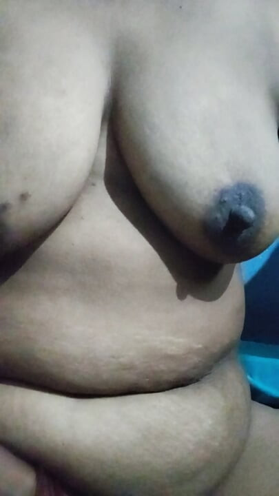 Tamil aunty molai fingerings video