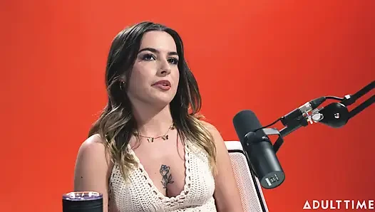 Titreme Kraliçesi Chanel Camryn | Adult Time Podcast