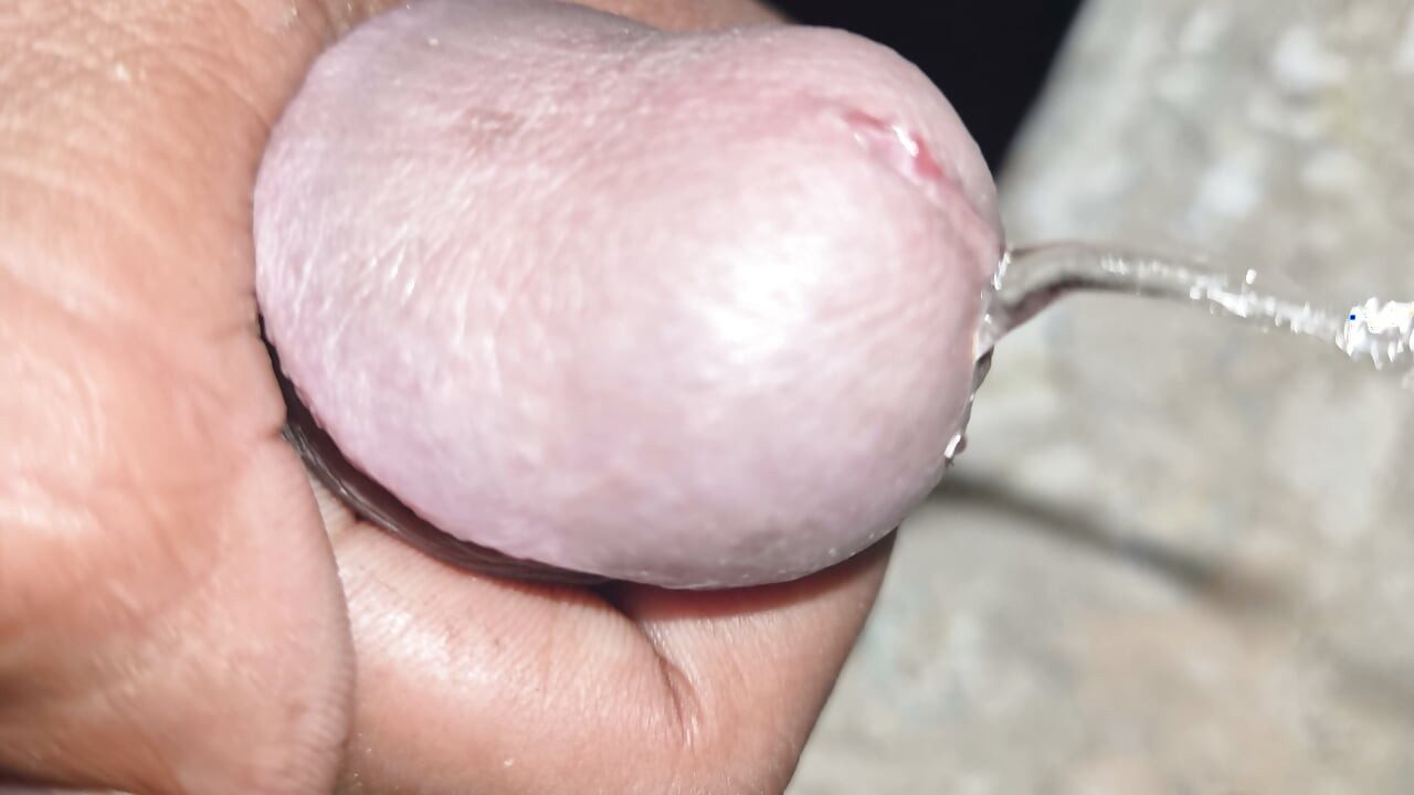 Indian hot boy pissing