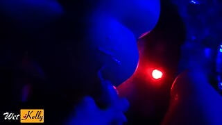 Heißer sex im whirlpool mit einer MILF mit dicken titten