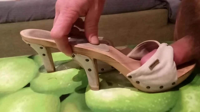 Sandalias con tacon follada