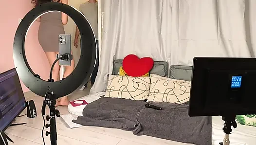 French Camgirl Screams Too Loud Live - Neighbor Joins, Creampie & Squirting