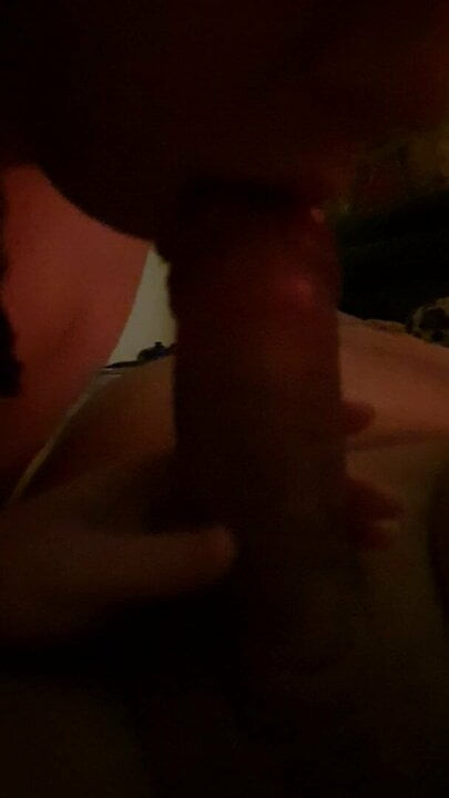Help my German Wife to fuck the Bull