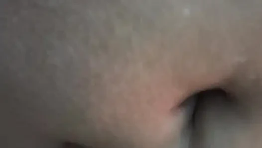 Duşta taze banyodan sonra göbek kraliçesi - desi tombul iri güzel evli kadının göbek oyunu