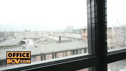 POV - возбужденный секс в укрытии с окружной прокурором Валентиной Риччи