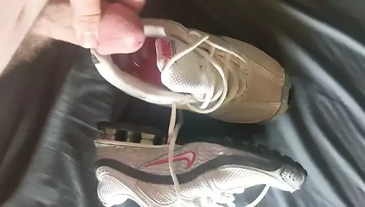 Nike reax boşalma derlemesi