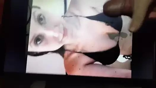 Nicolle merhy haraç