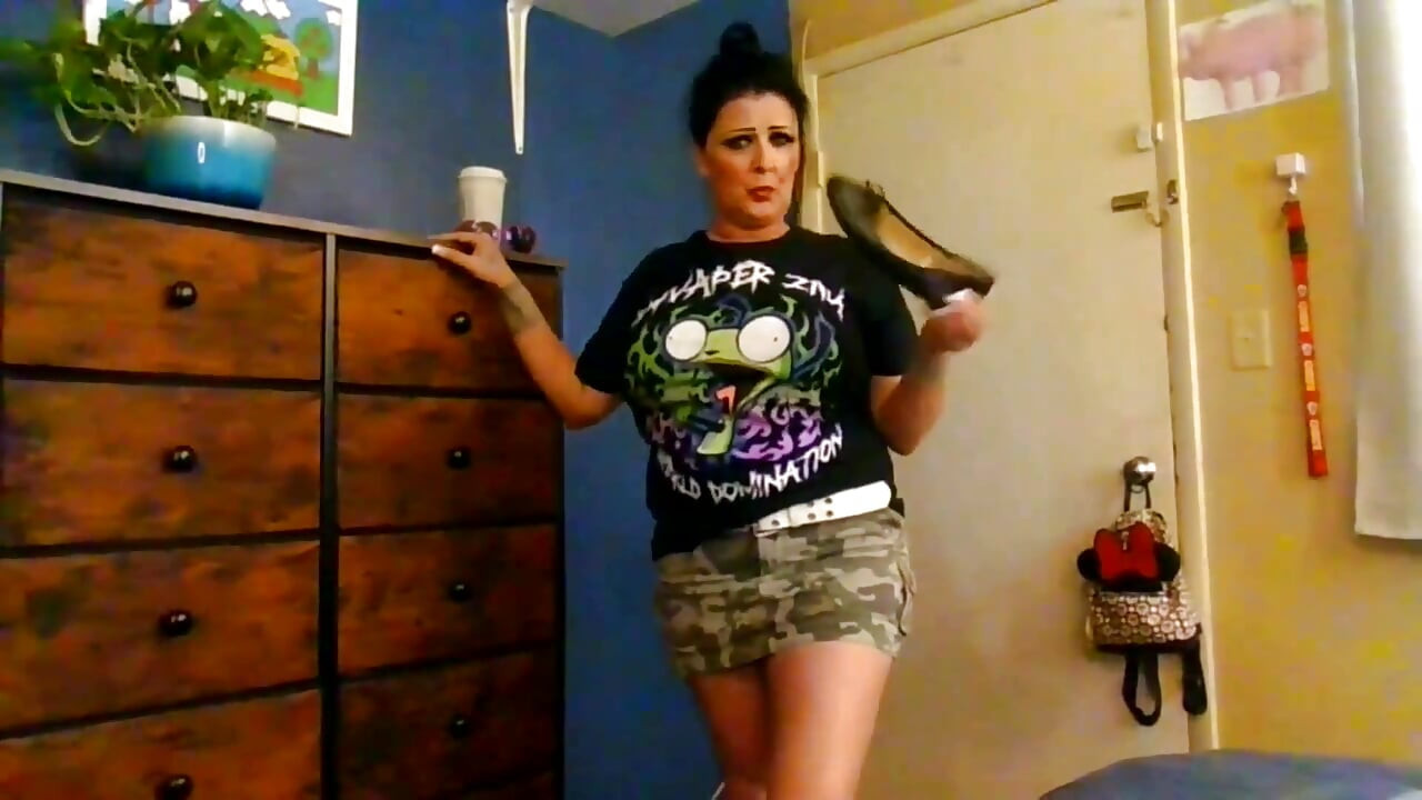 Ballet Flays, shoejob-masturbation, komm mit mir