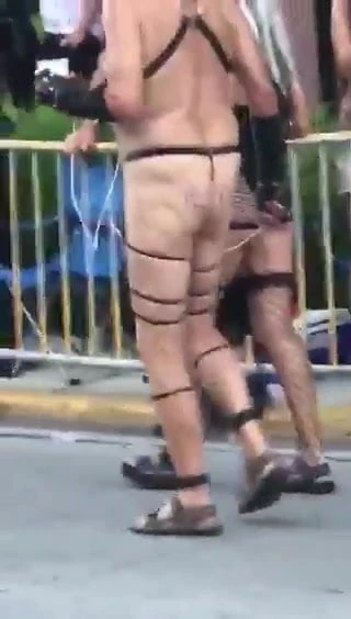 FUNNY GRANDPA GAY DANCES