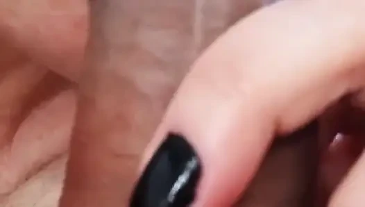 Delicioius Suck with Red Lips