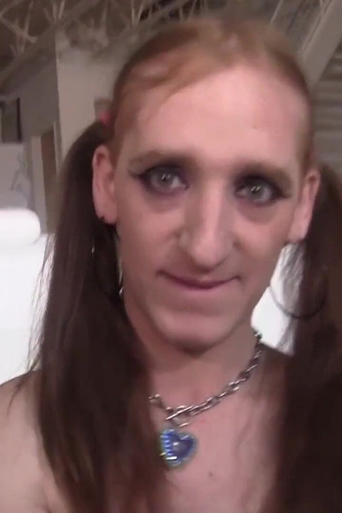 Cute new cam model loves the D
