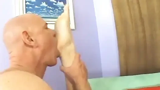 Older businessman's prick pounds tight pussy