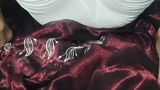 Bhabhi ki hard chudai kardi reel banane ke bahane me