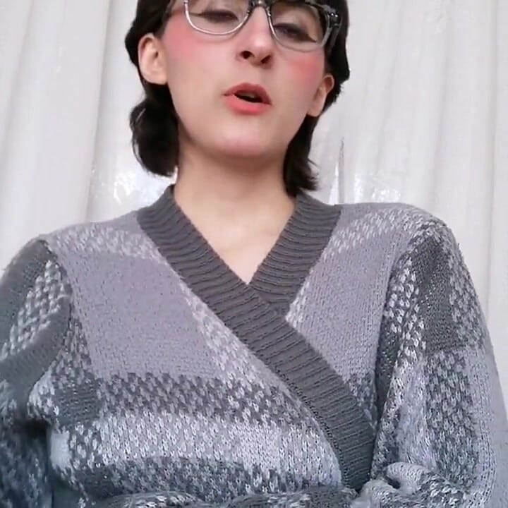 Koruyucu üvey anne sevgililer gününü kıskanıyor