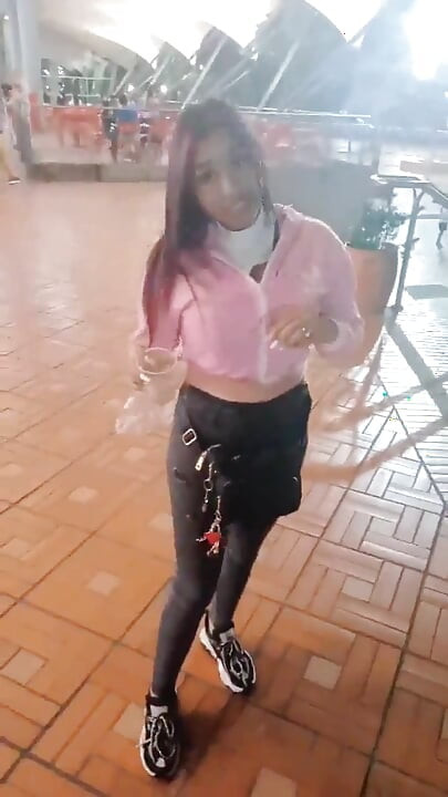 18 year old brunette big saggy tits from New York United States fucking her stepbrother's big dick hope