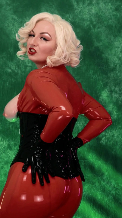 Iconic moment from "Femdom JOI in French, POV, Latex - FREE porn video"