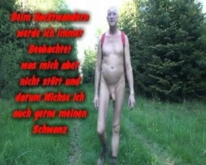 Beim Nacktwandern Wichsen und Abspritzen