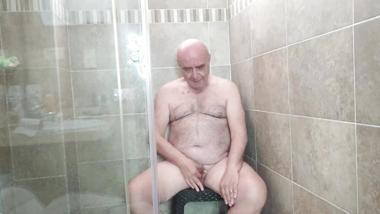 Mujer Experimentada Haciendo Mi Polla Más Grande Con Garabas Y Olga
