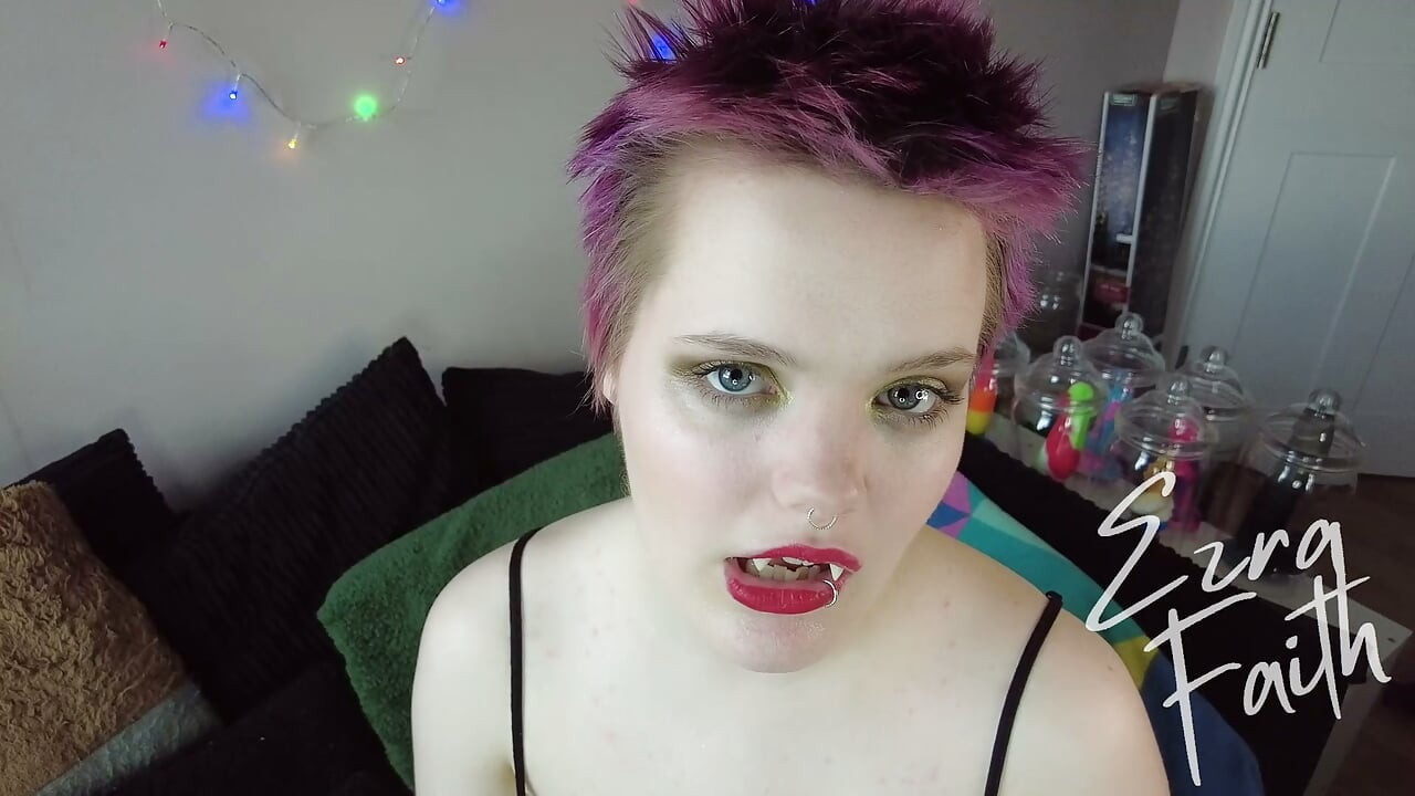 Voeden en versterken: mormoonse ouderling leeggemaakt door een succubus - Mp4 HD - Ezra Faith
