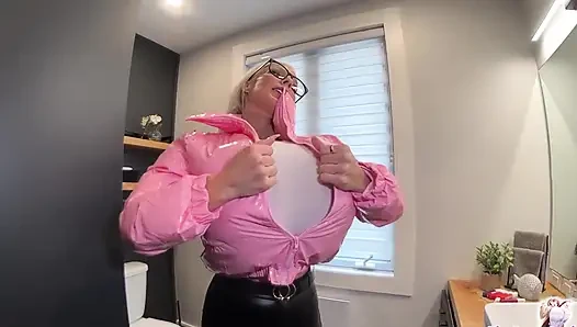 Full Video! Shiny Puffy Jacket Expansionyes, Today Is a Colder Day and Who Says Cold, Says Puffy Jacket!