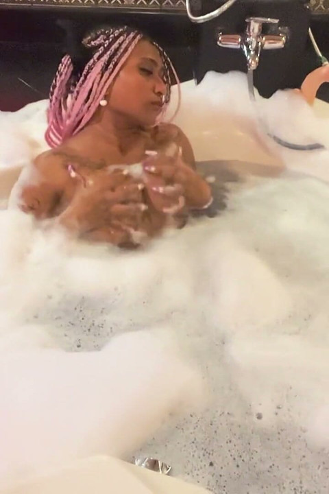 Dildo Fuck in Jacuzzi