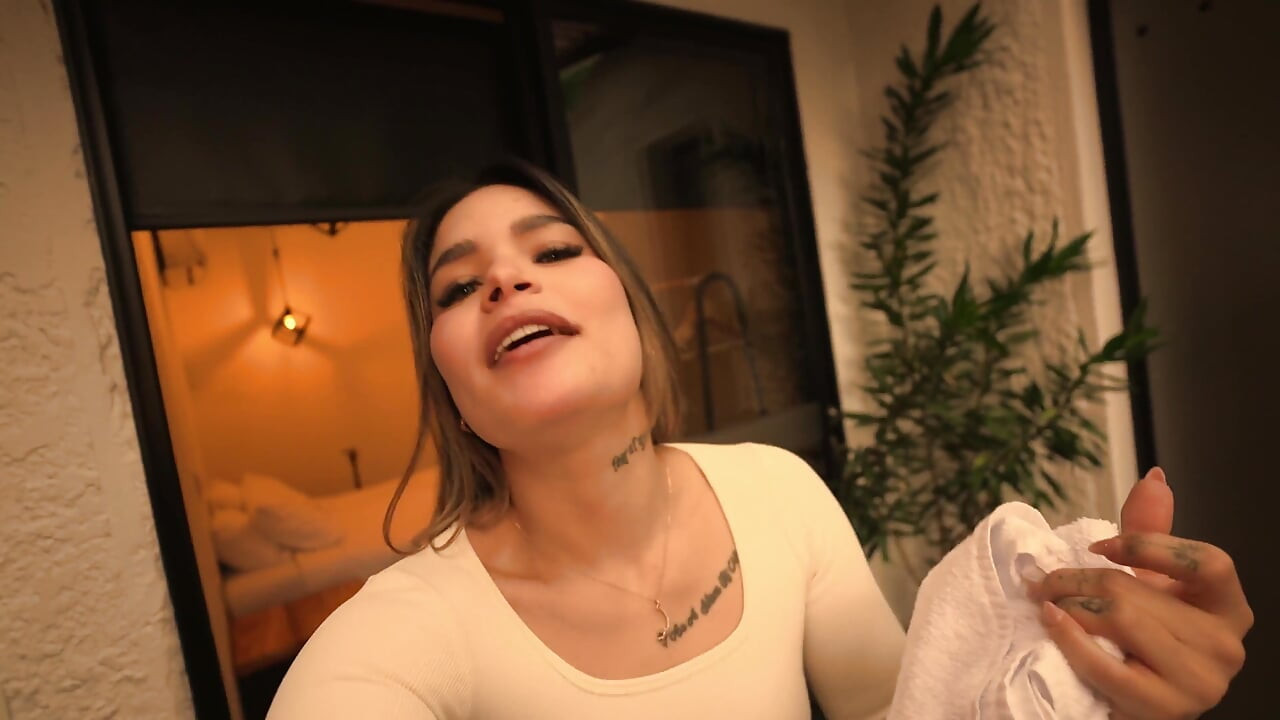 Cheating on My Husband with the Hotel Worker! POV - Carolina Agudelo