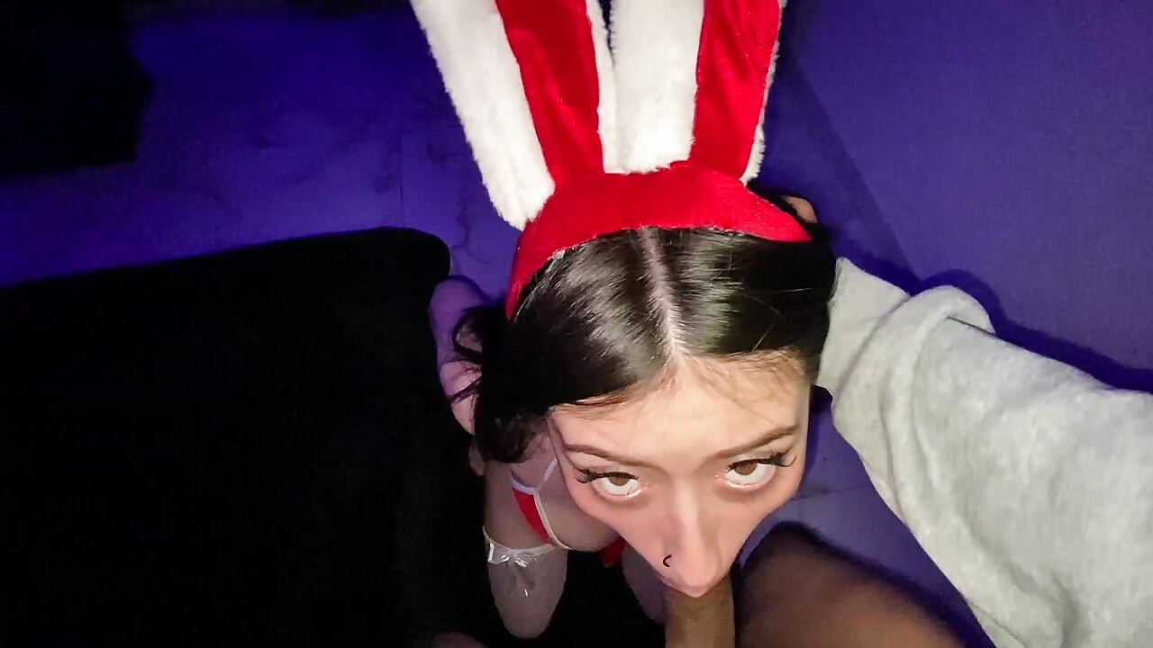 My best friend's dad me and fills my mouth with a lot of cum