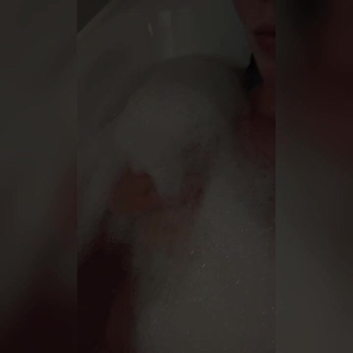 Ateşli banyo 🔥