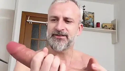 Yeni Dev Dildo
