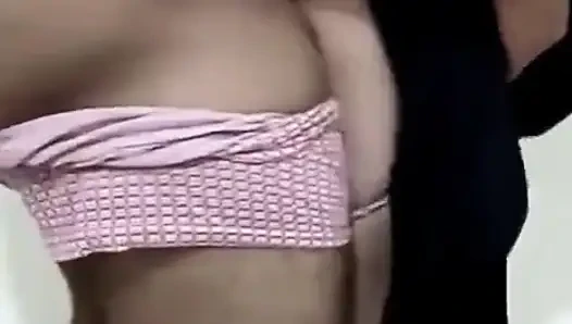 Arab Cuckold Husband Cum When Watching Wife Get Fuck by BBC