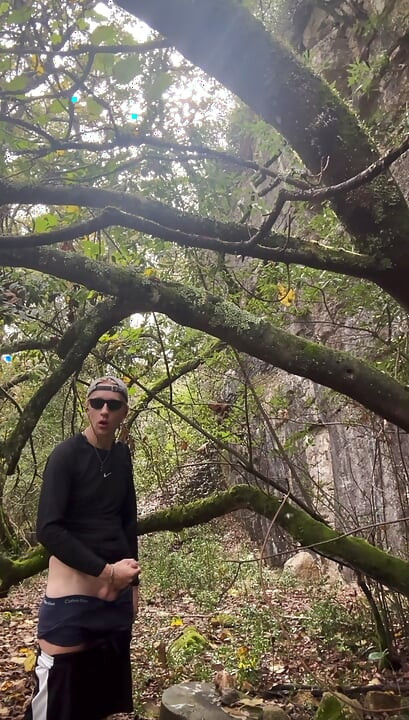Hiker Bro goes Off-Trail to Jerk Off