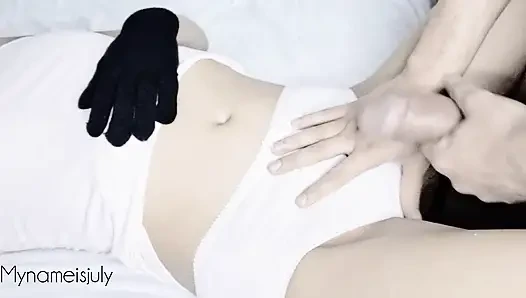 Perawan Thailand: tubuhku terlalu kecil untuk besar.