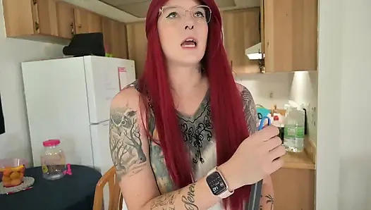 Üvey anne: erkek delisi unleashed