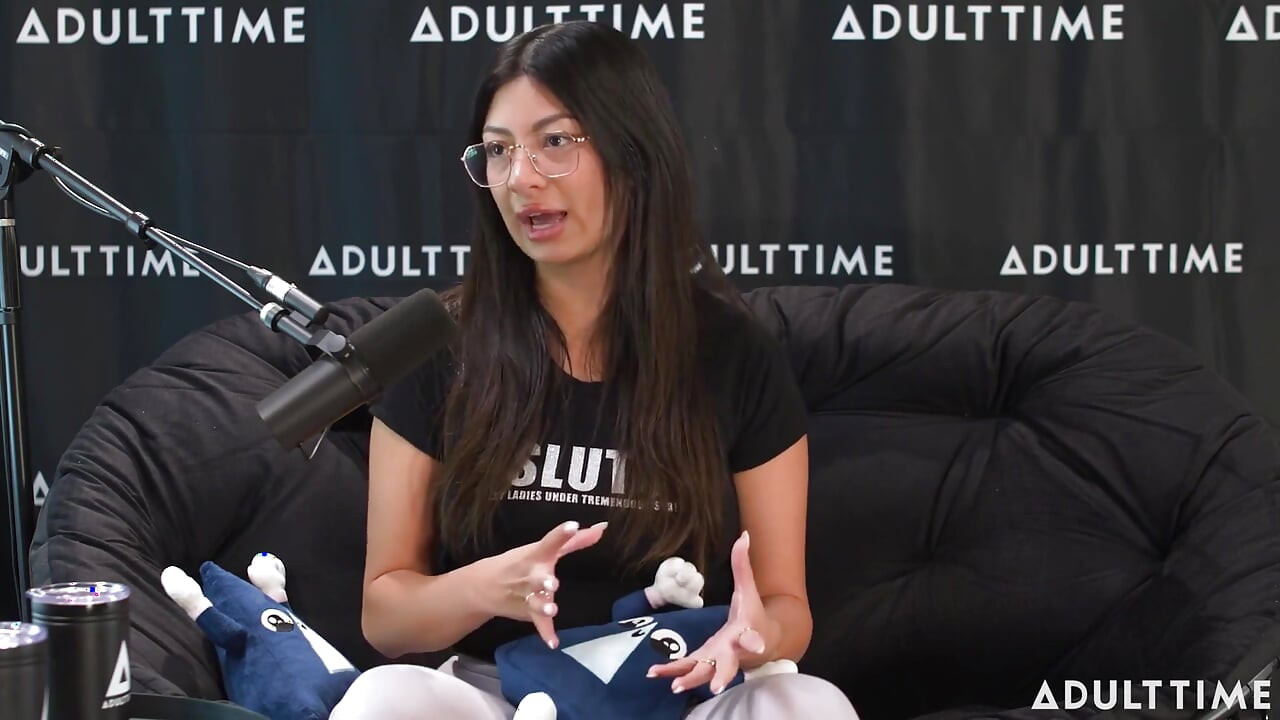 Cami Strella superviviente de un culto, fama de tiktok y no monogamia | el podcast de tiempo para adultos