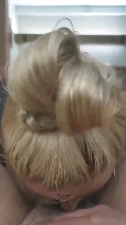 나는 그의 페니스로 재갈을 물리는 걸 좋아해