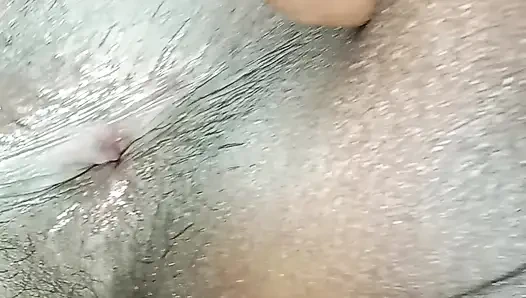 Ibu kos sama kakak ipar yang disewa