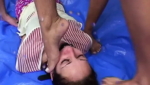 Piss Triple Girls Liters of Pee Swallowing