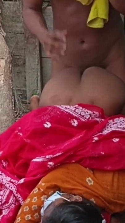 Viral sexy video of me fucking my hot young stepmom – Bangladeshi | Clip 2