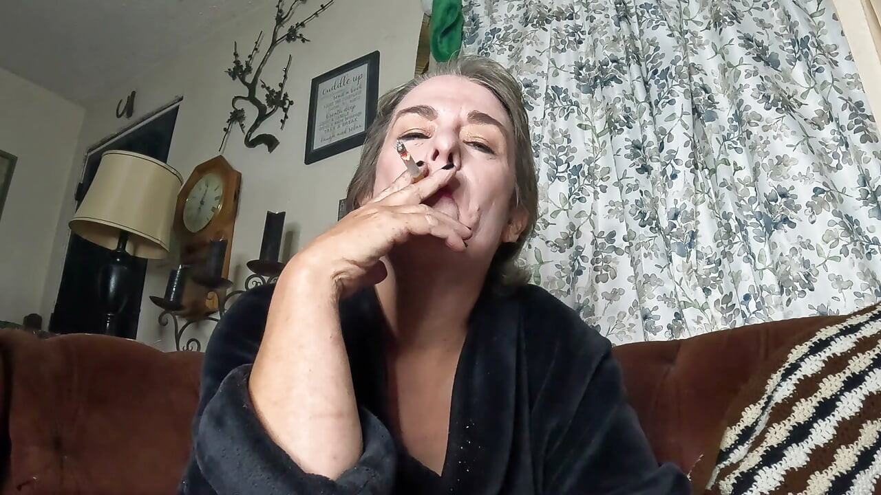 Be My Human Ashtray Sub